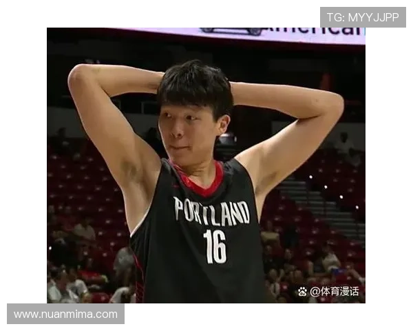 杨瀚森砍下高光数据助攻防两端爆发开拓者力克勇士迎来常规赛首胜