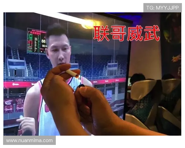 裁判近距离判定小瓦被吹回场 白人问号脸显然未踩线且走步疑似